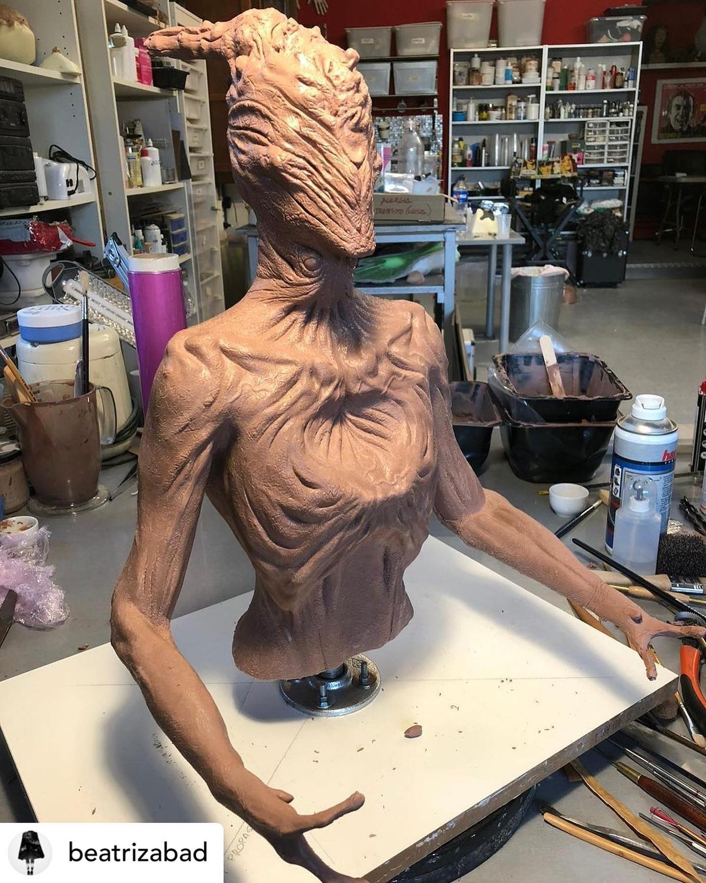 Trabajo animatrónico para Hilo