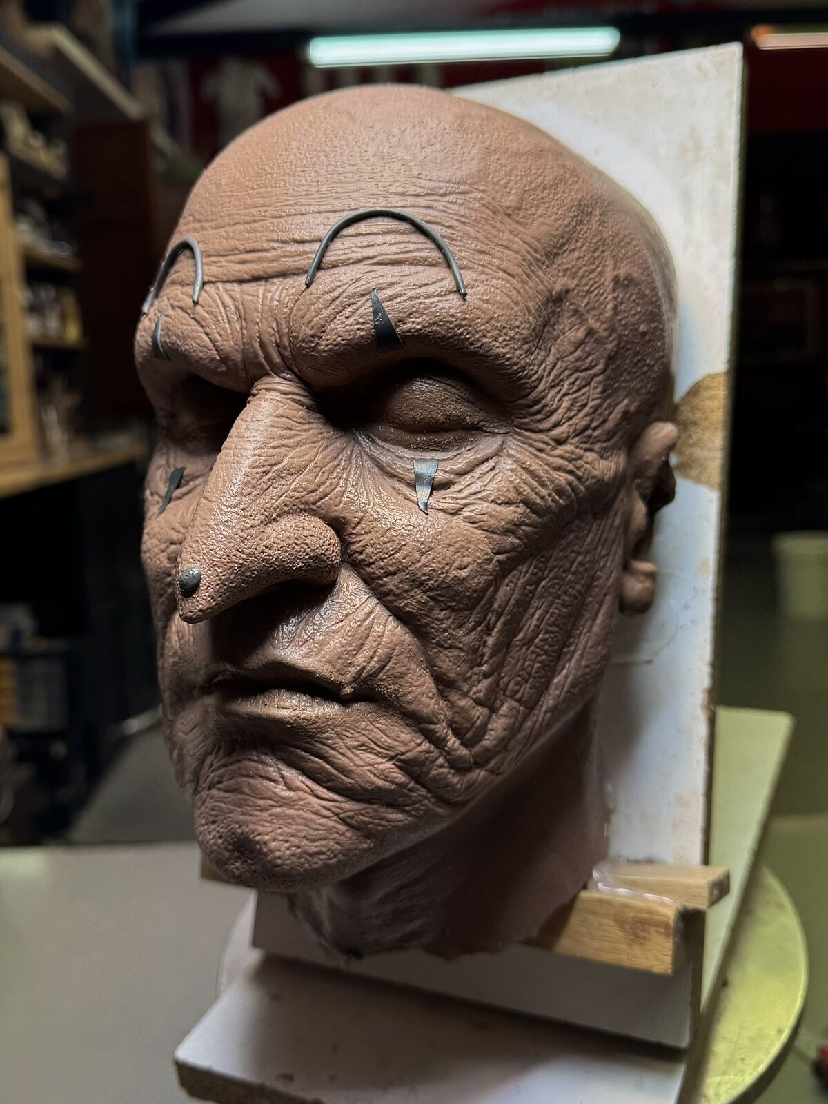 Escultura de envejecimiento protésico