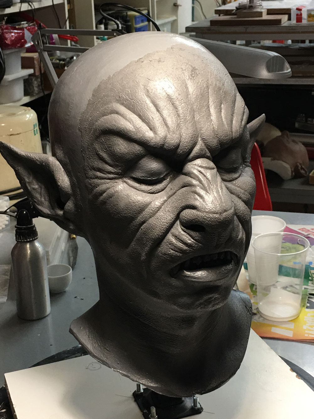 Escultura de caracterización para Lobisome